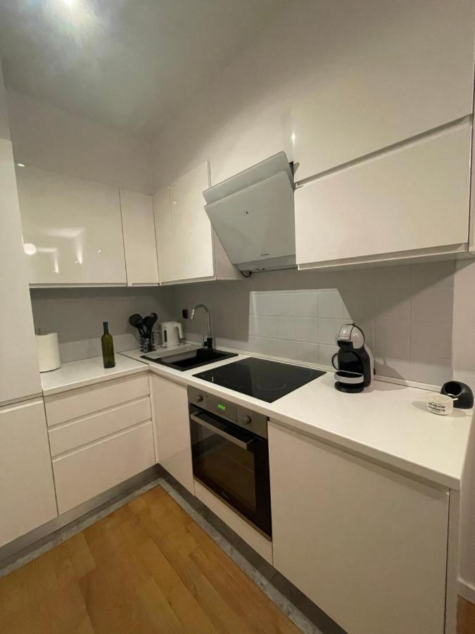 Naomi Znjan Apartament